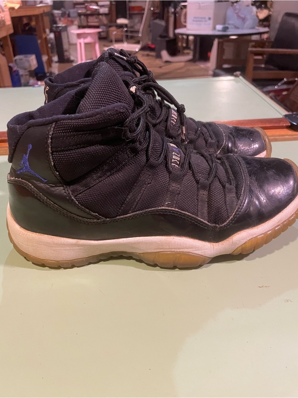 Jordan kids High Top Sneakers in Black with Gum Sole size 7youth
